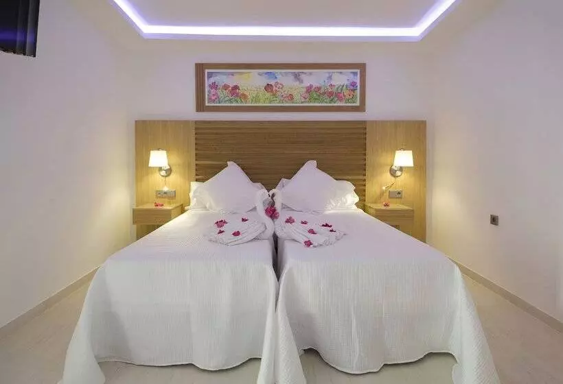 استودیوی لوکس, My Way Luxury Ibiza Studio   Ab Group