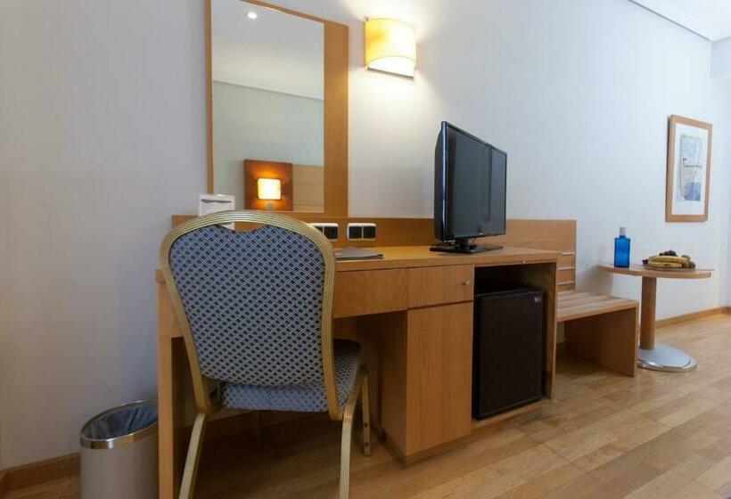 غرفة قياسية, Sercotel Gran Fama