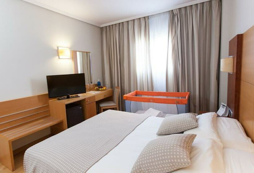 غرفة قياسية, Sercotel Gran Fama