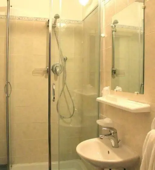 اتاق استاندارد, Albergo Nella