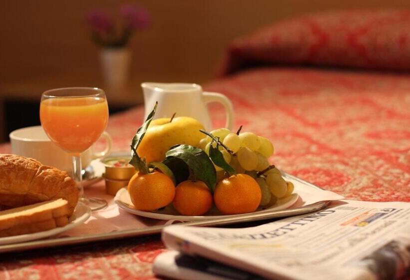 4인용 스탠다드 룸, Colorado