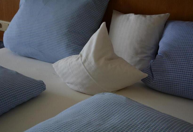 标准间带阳台, Kurpension Gundula