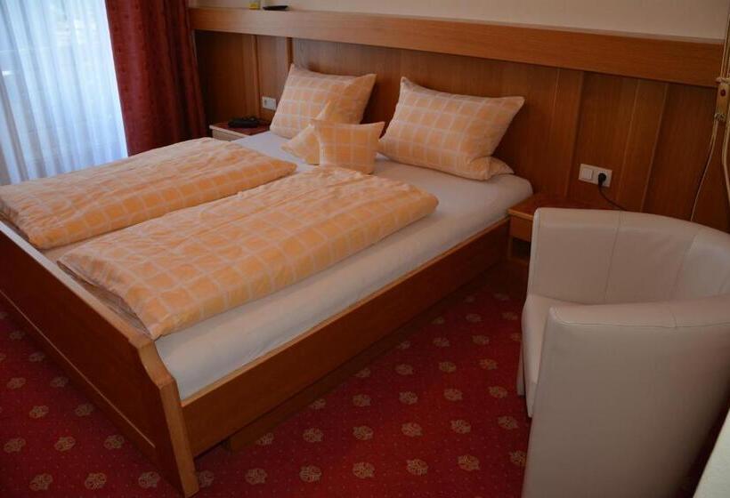 标准间带阳台, Kurpension Gundula