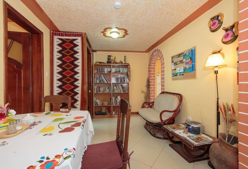 家庭间, Casa De Huéspedes Casa De Luis