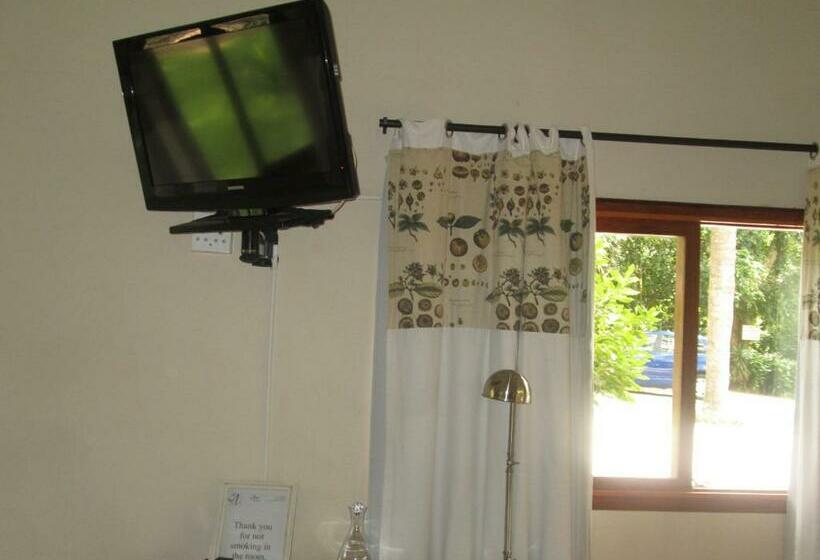 Номер Deluxe Вид на Сад, Almar View Guest House