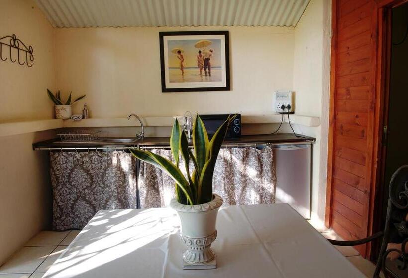 Номер Deluxe Вид на Сад, Almar View Guest House