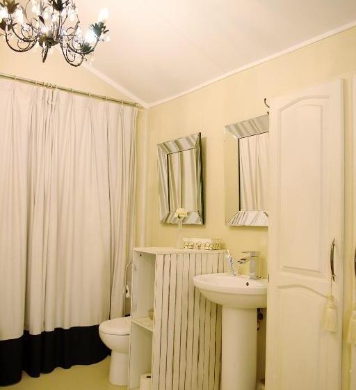 Семейный Номер Вид на Сад, Almar View Guest House