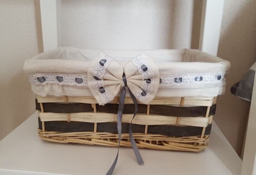 חדר סטנדרט לשלושה, B&b Ca'suana