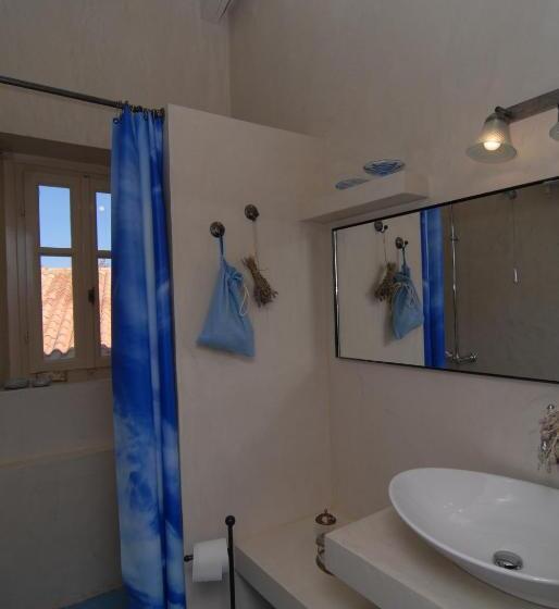 סוויטה, Mazaraki Guesthouse