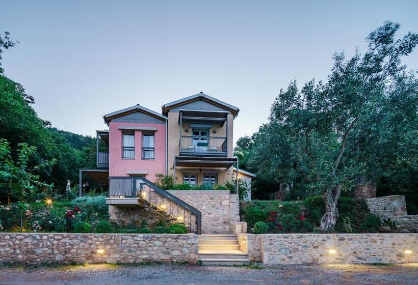 סוויטת ג'וניור עם מרפסת, Mazaraki Guesthouse