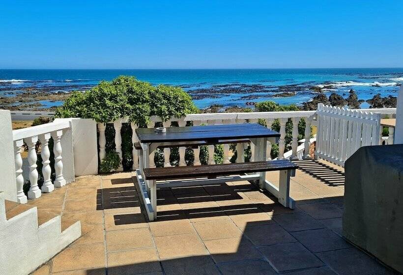 דירה משפחתית 2 חדרי שינה, Walkerbay Accommodation
