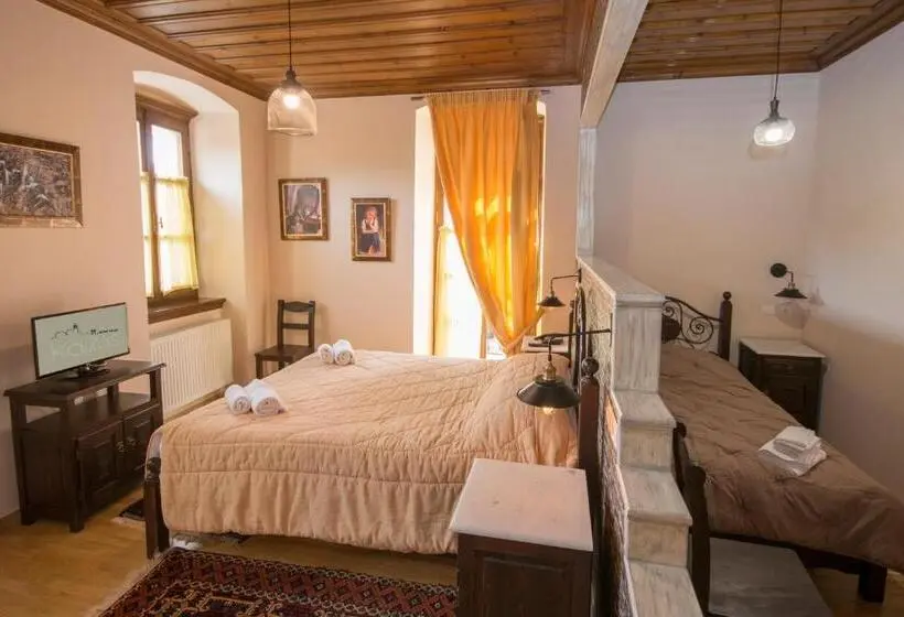 スタンダードトリプルルーム, Kazas Luxury Apartments