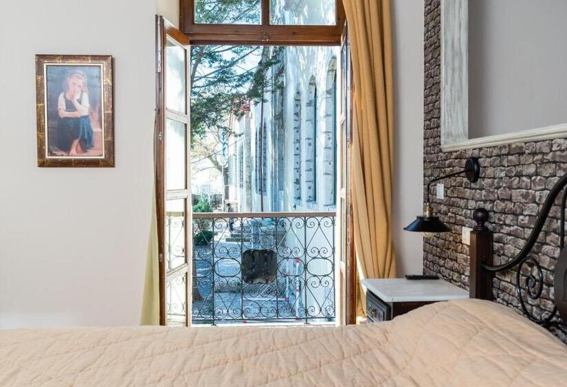 Номер Стандарт Трехместный, Kazas Luxury Apartments