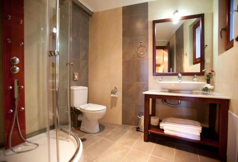 스탠다드 트리플 룸, Kazas Luxury Apartments