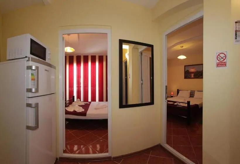 Chambre Quadruple Standard avec Balcon, Panos