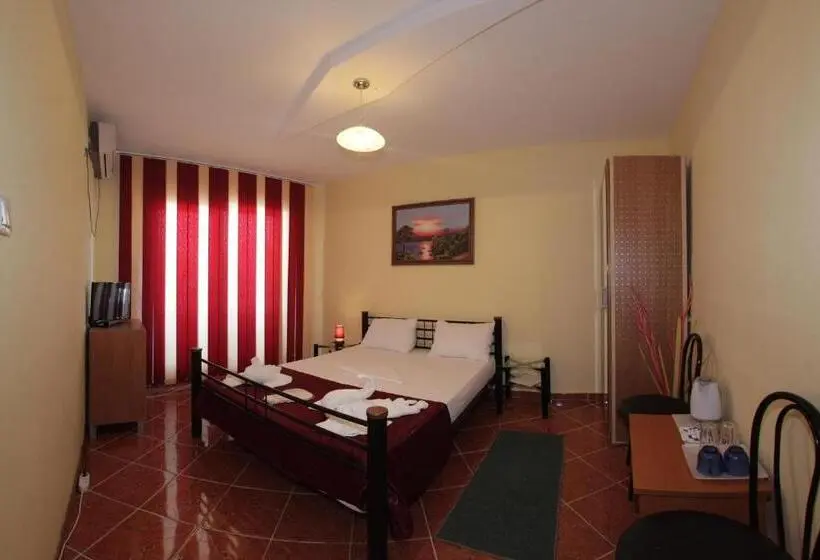 Chambre Quadruple Standard avec Balcon, Panos