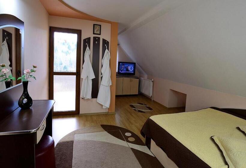 سوئیت 2 خوابه, Pension Casa Vero