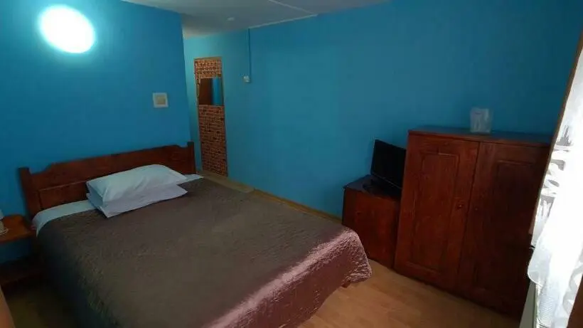 اتاق استاندارد با بالکن, Pensiunea Aurora Hostel Voineasa