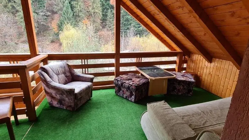 آپارتمان سوپریور 1 خوابه, Pensiunea Aurora Hostel Voineasa