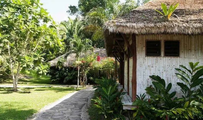 デラックスキャビン, Chan Chich Lodge