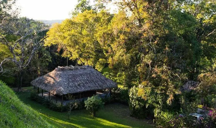 デラックスキャビン, Chan Chich Lodge