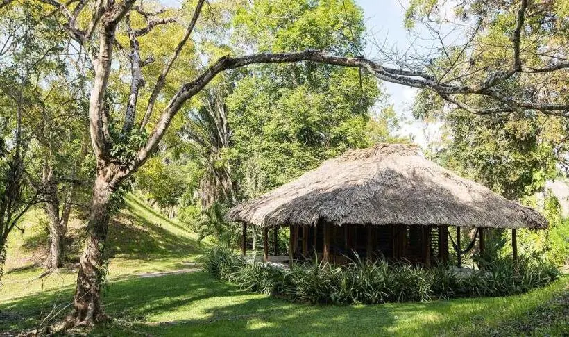 デラックスキャビン, Chan Chich Lodge