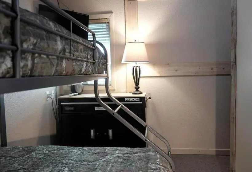 バス共有のスタンダードルーム, Old School Motel Rv