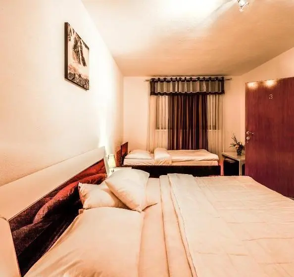 スタンダードトリプルルーム, Guest House Slavica
