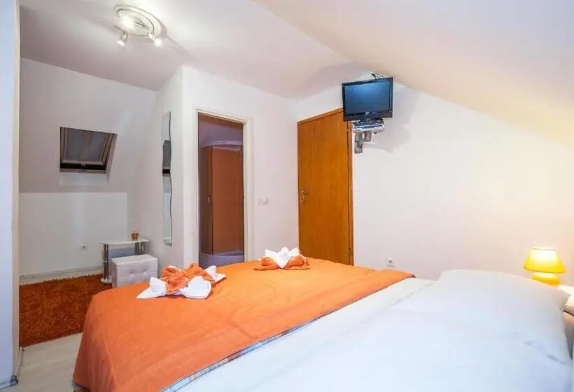 コンフォートルーム, Guest House Slavica
