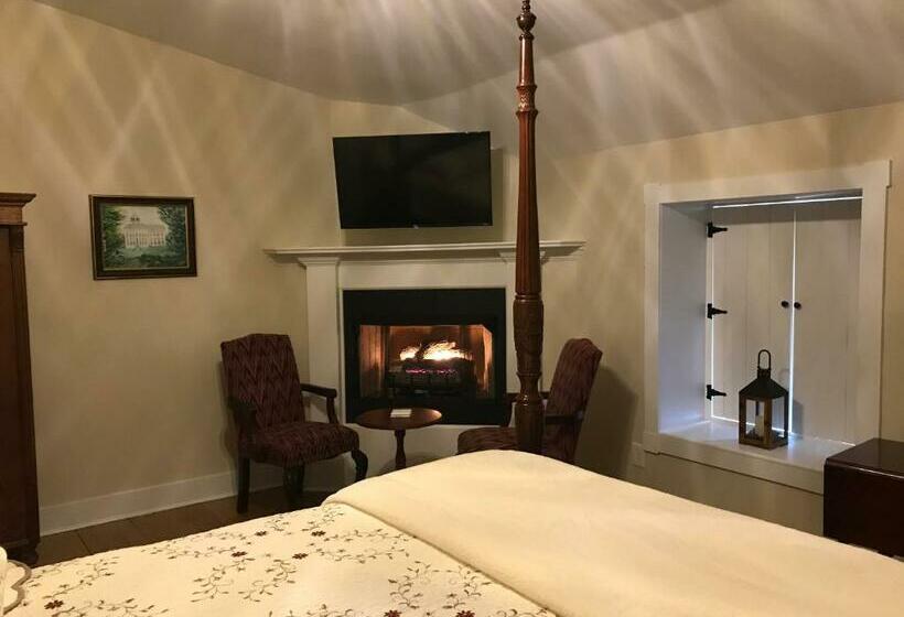 带大床的豪华间, Canemount Plantation Inn