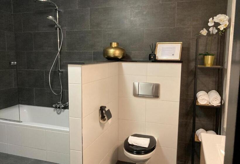 スイート, En Restaurant Kasteel Elsloo