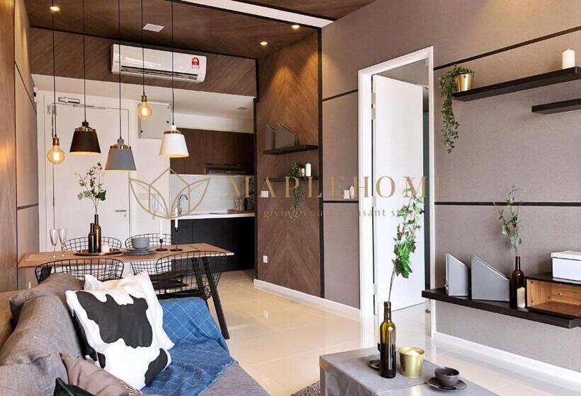 Люкс Премиум, The Robertson Kuala Lumpur