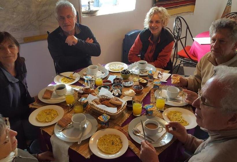 اتاق استاندارد سه نفره, Auberge Ibrahim