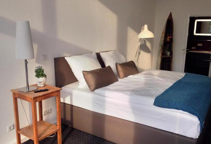 带1个卧室的带阳台的公寓, Aparthotel Flughafen Leipzig