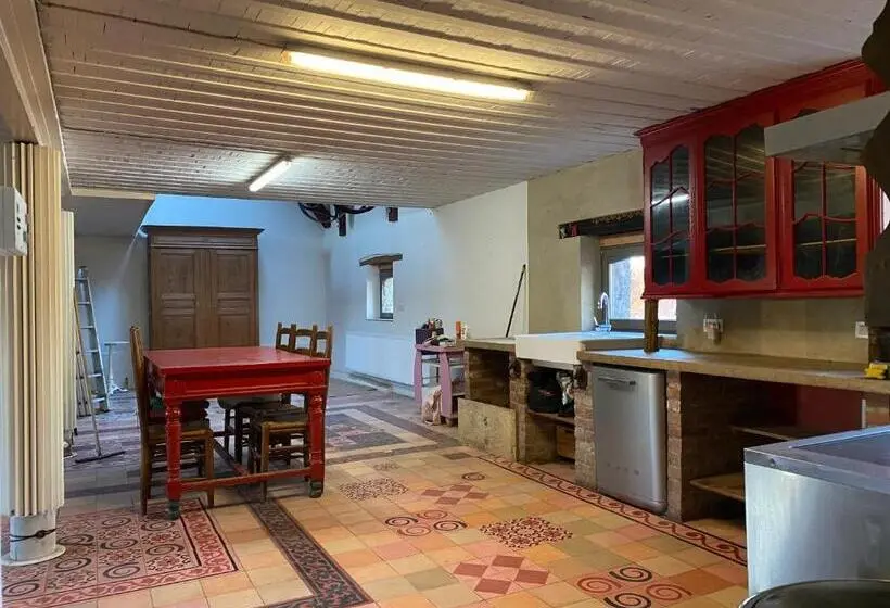 3ベッドルームアパートメント, B&b Le Moulin De Fernelmont
