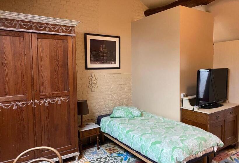 Студия Стандарт, B&b Le Moulin De Fernelmont