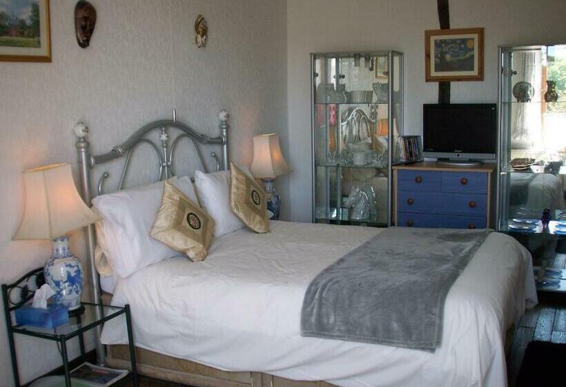 غرفة قياسية ثلاثية, La Châtaigne Dorée