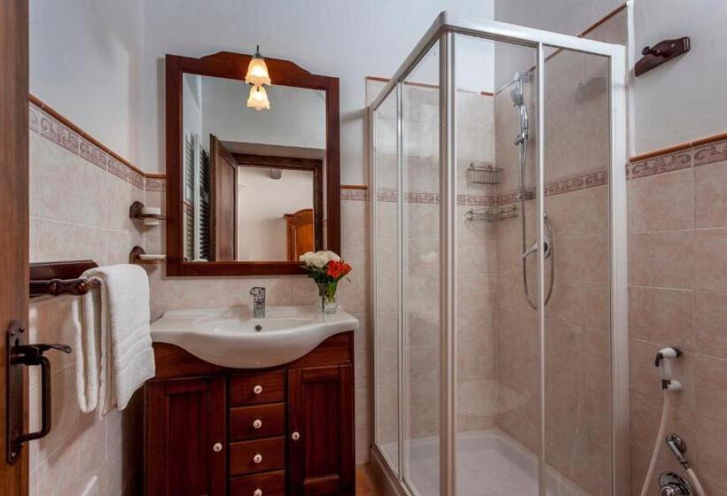 דירת חדר נוף לבריכה, Agriturismo Tre Querce