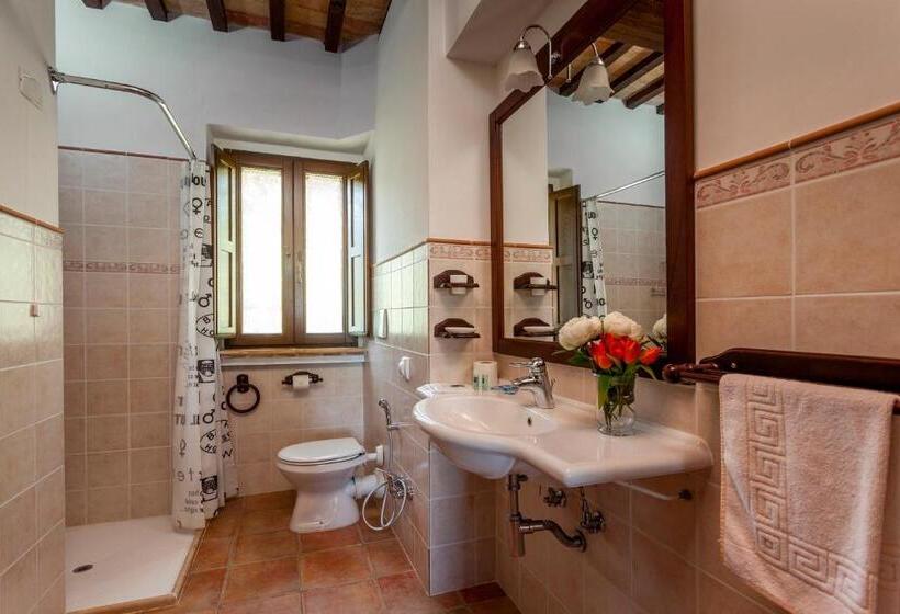 דירת חדר נוף לבריכה, Agriturismo Tre Querce