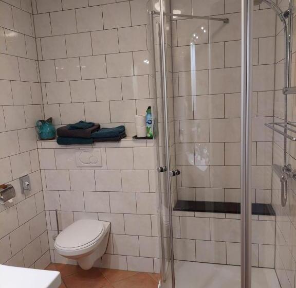 标准间, Boerderij Hazenveld