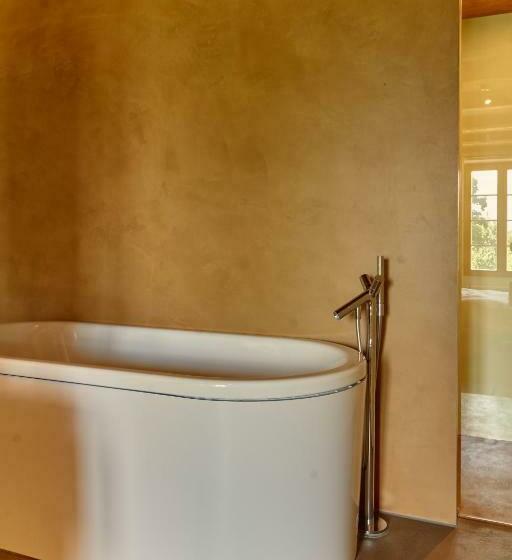 Номер Deluxe, Château Salavaux