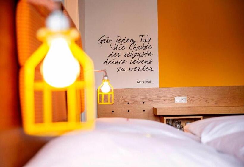 패밀리 룸, Gut Schwaige