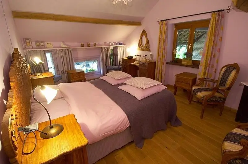 Camera Standard, Het Pachthof