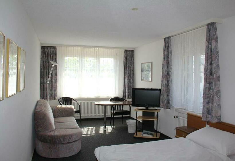 스탠다드 룸, Linde