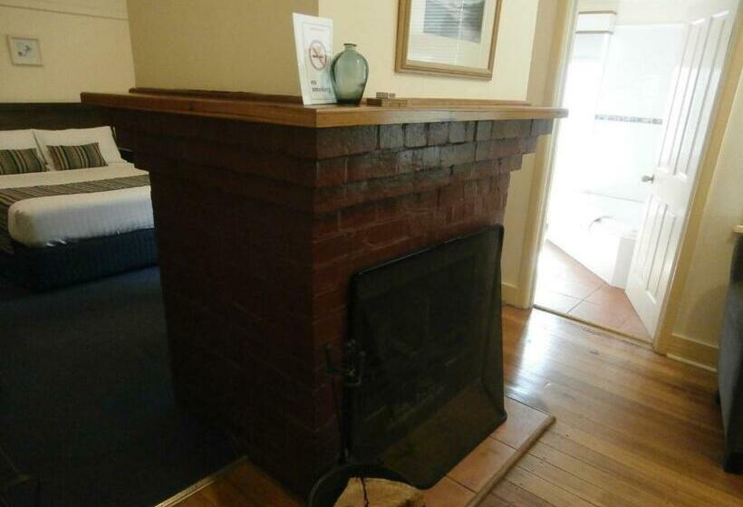 اتاق استاندارد با وان آب گرم, Marlo