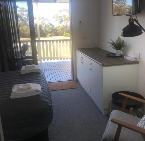 اتاق استاندارد با بالکن, Marlo