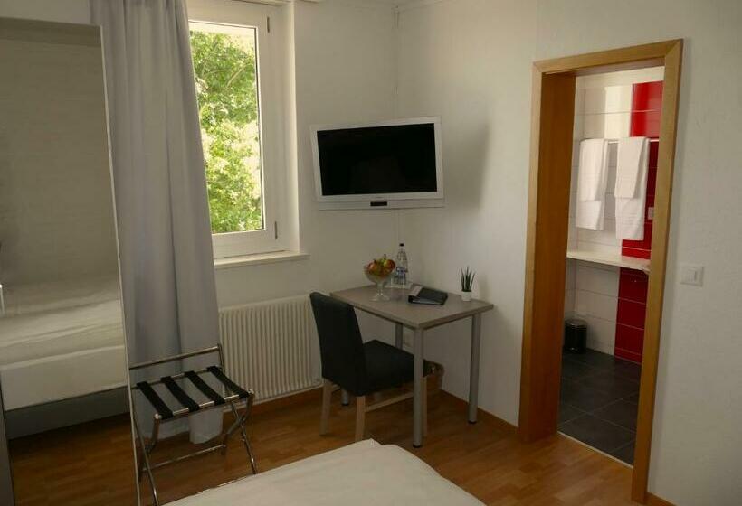 غرفة قياسية, & Restaurant Nollen