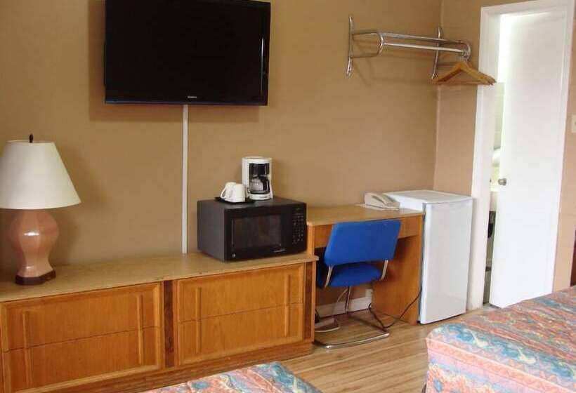 غرفه قياسيه سريرين مزدوجين, Lion Motel