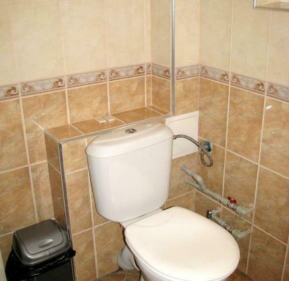 غرفة قياسية مزوَّدة بشُرفة, Guest House Familia