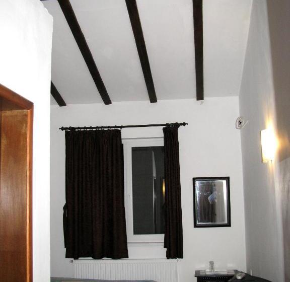 غرفة قياسية, Guest House Familia